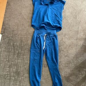 FIGS scrubs- royal blue set